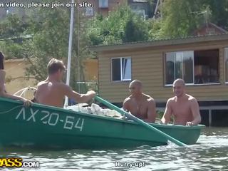 Erotikus barna közel a lake kemény szar videó