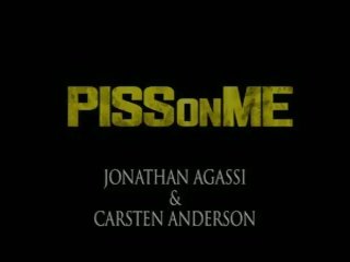 Urinate מלך jonathan agassi soaks carsten andersson