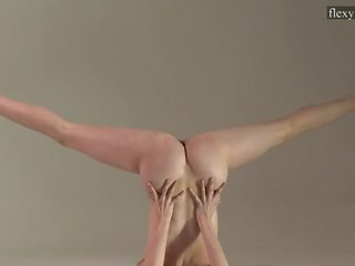 Sofia Zhiraf Skinny desirable Blondie Flexyteen: Free HD porn vid e6
