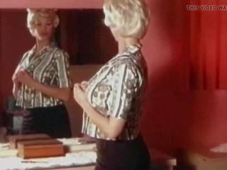 Que Sera Sera -vintage 60s Busty Blonde Undresses: dirty movie 66