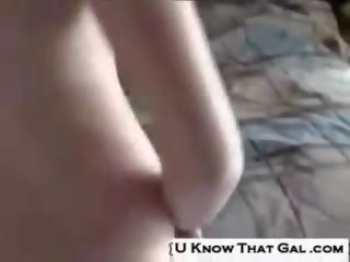 E imët brune adoleshent i ri grua sucks dhe fucks pov