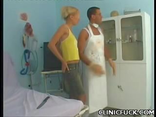 Blonde Hottie Enjoys Clinic xxx clip