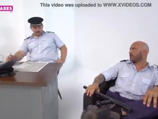 Sugarbabestv&colon; greeks αστυνομία αξιωματικός xxx συνδετήρας