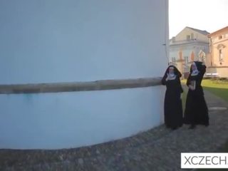 Bizzare vies video- met catholic nuns! met monster!