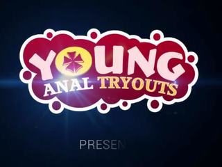 צעיר אנאלי tryouts-kinky חבר פתיונות דוּ סוּפֶּר בחורות ב שלו erected חבר