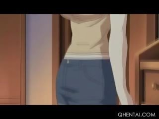 Thiếu niên hentai búp bê dùng một to dương vật giả lên trong cô ấy nhỏ lồn