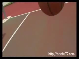 Cute chica Juggs out on basketball court