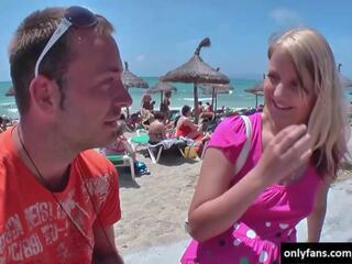 Blonda dragă ales în sus pe the plaja și inpulit: gratis murdar film 0f