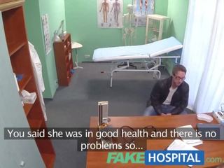 Fakehospital พยาบาล fucks ผู้ป่วย ไปยัง ได้รับ a เสปิร์ม ตัวอย่าง