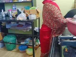 Мій bhabhi beguiling і я трахкав її в кухня коли мій брат був не в додому