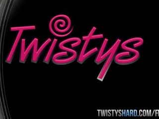 Twistys 硬 - 阿什利 亚当斯 得到 附带 所有 以上 她的 奶