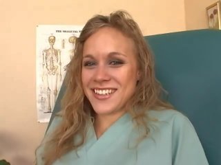 Randy girl Masturbates In Doctor's Office!