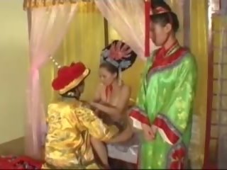 Číňan emperor fucks cocubines, volný xxx klip 7d